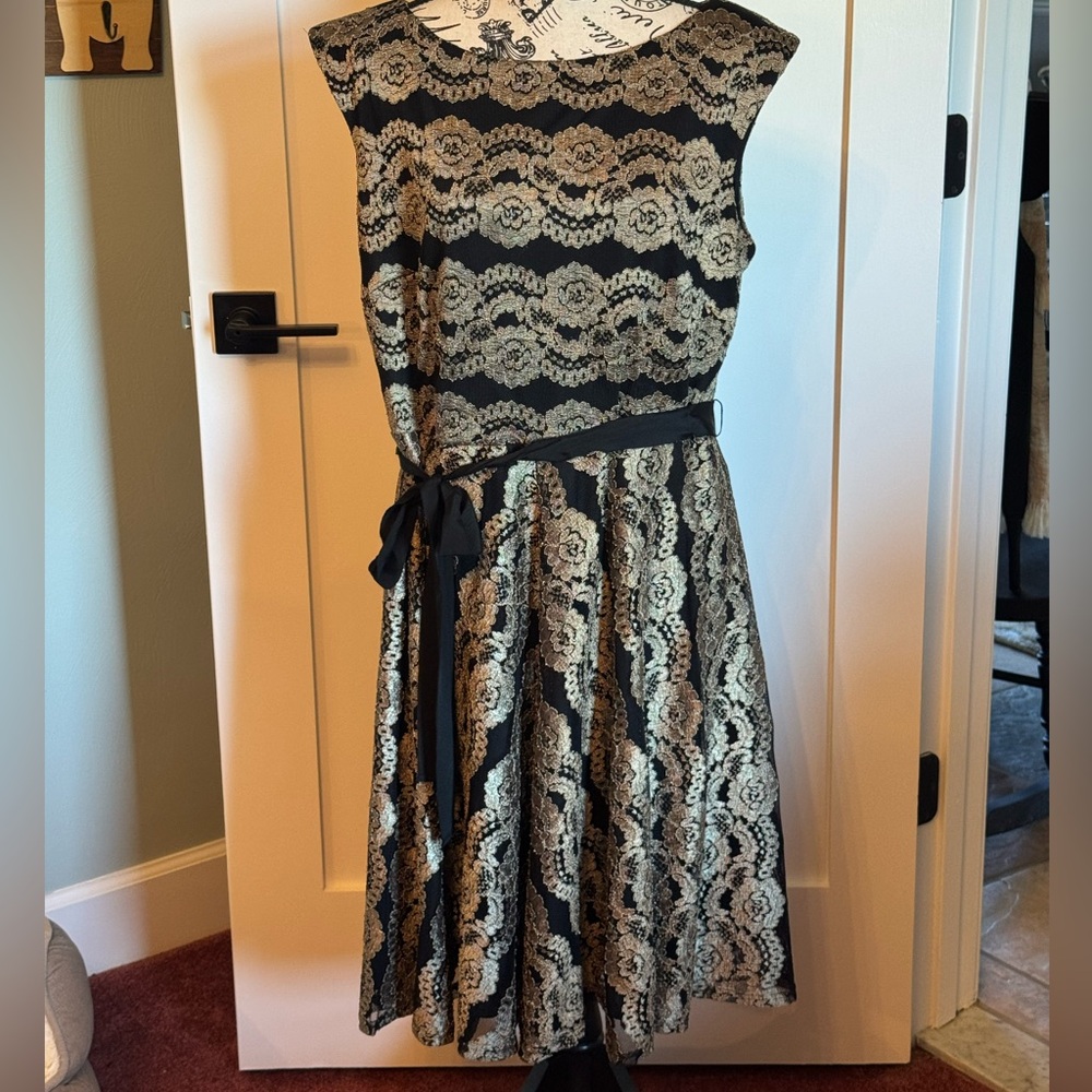 Elegant Black and Gold Lace Dress